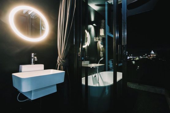 Blu Monkey Hub & Hotel Phuket - Image 9