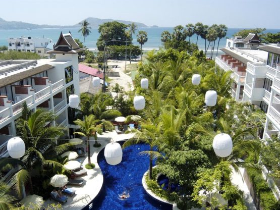 โรงแรมซันเซ็ทบีชรีสอร์ท