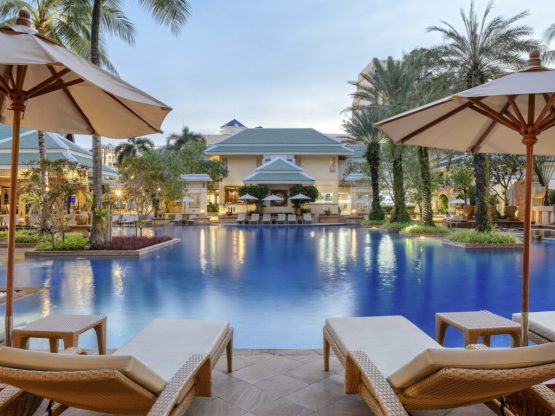 Holiday Inn Resort Phuket, Patong Beach