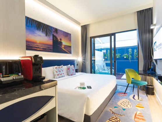 Hotel Clover Patong Phuket - Image 2