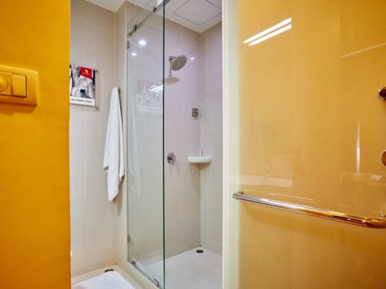 Red Planet Phuket Patong - Image 6
