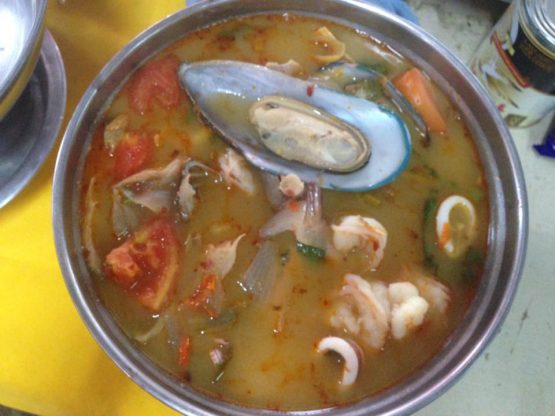 ร้านอาหารหลวงไก่ข้าวต้มโต้รุ่งกะทู้ - Image 2